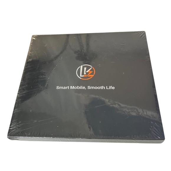 LK IPhone 14 max clear case and black case 2 screen protectors and camera covers - Picture 5 of 6